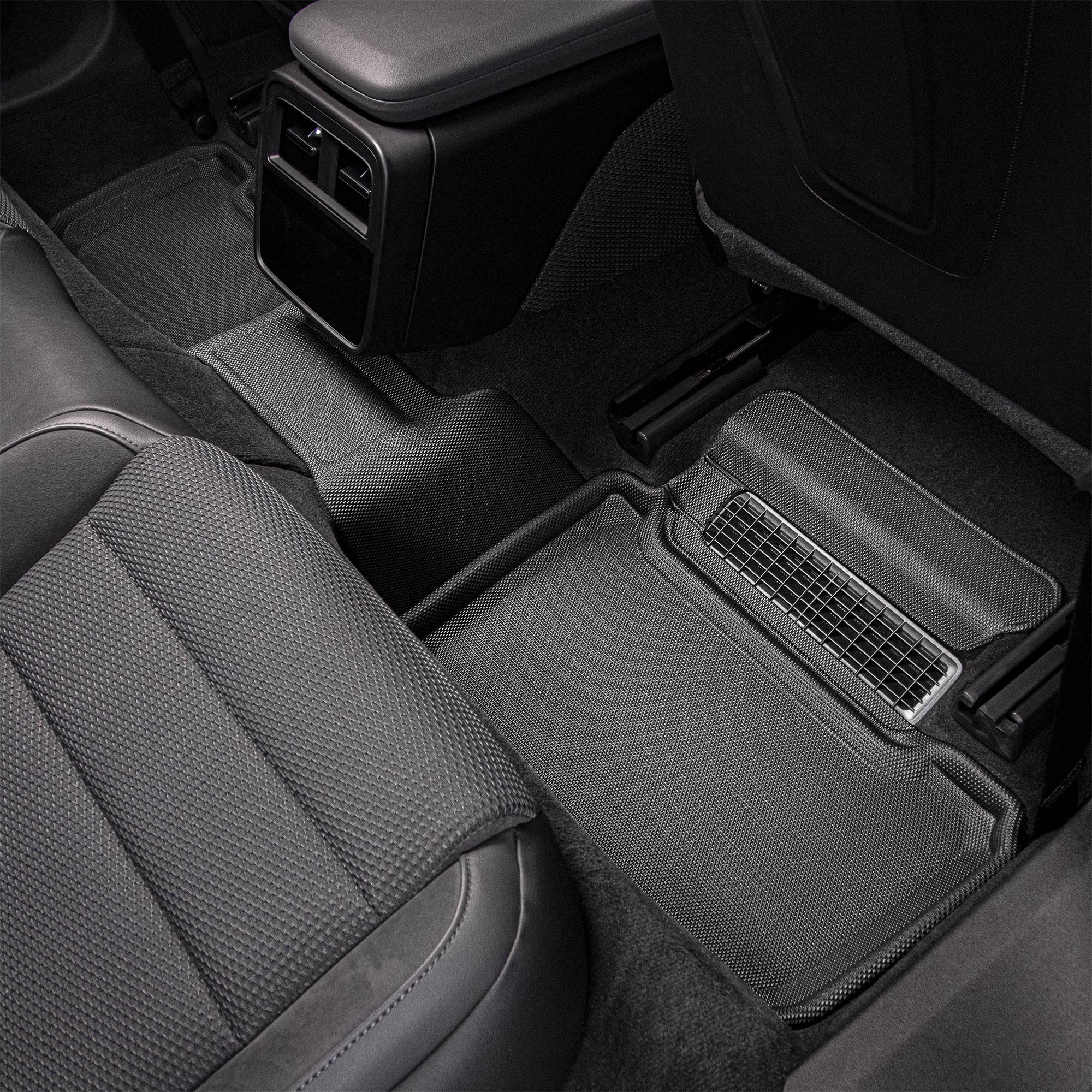 Kagu floor liners anti-skid backing detail - 3D MAXpider - Revzone