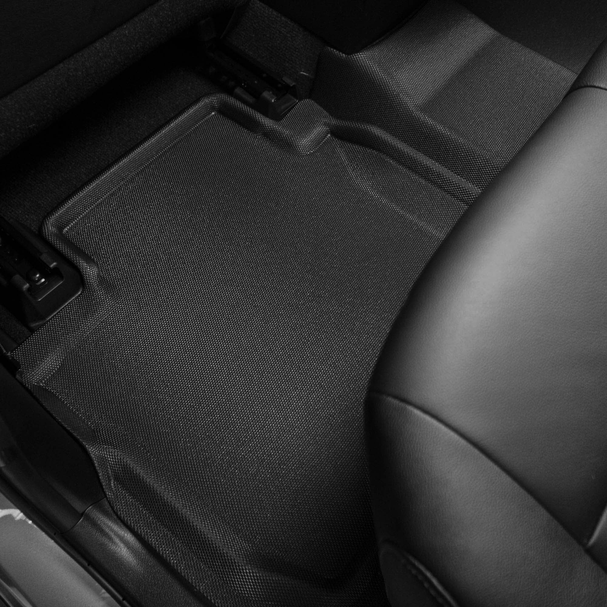Kagu floor liners construction layers - 3D MAXpider - Revzone