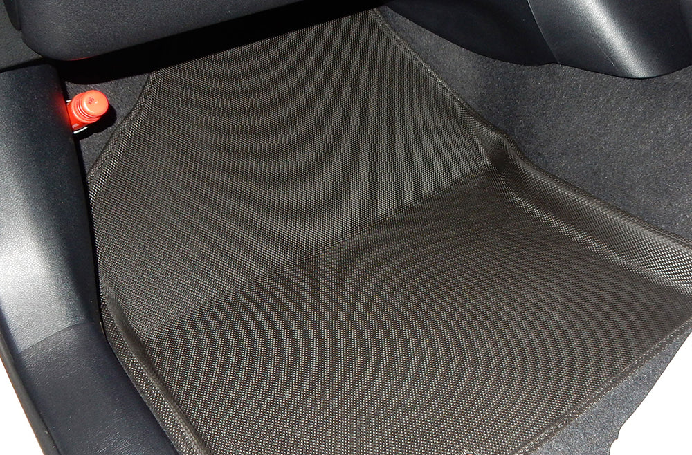 Kagu floor liners raised edge detail - 3D MAXpider - Revzone