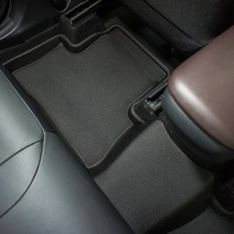 Kagu floor liners raised edge detail - 3D MAXpider - Revzone