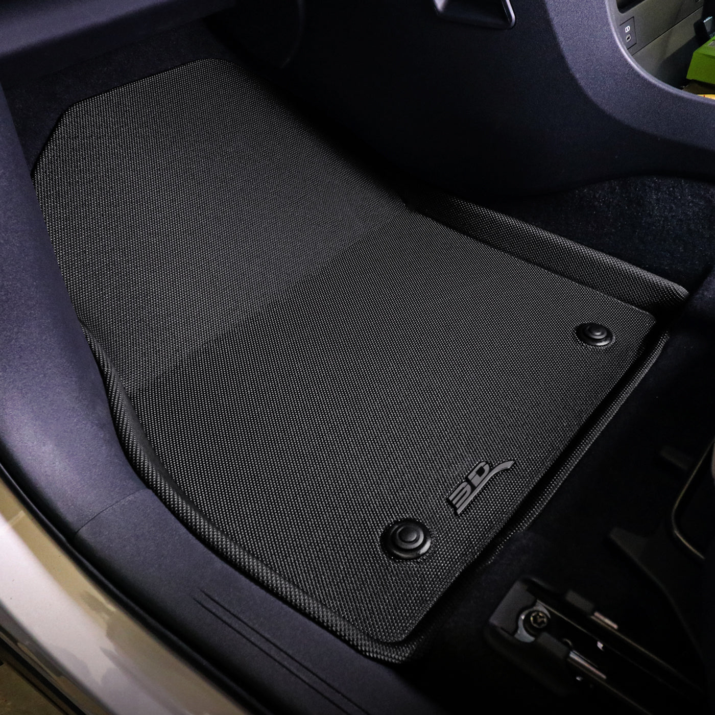 Kagu floor liners raised edge detail - 3D MAXpider - Revzone