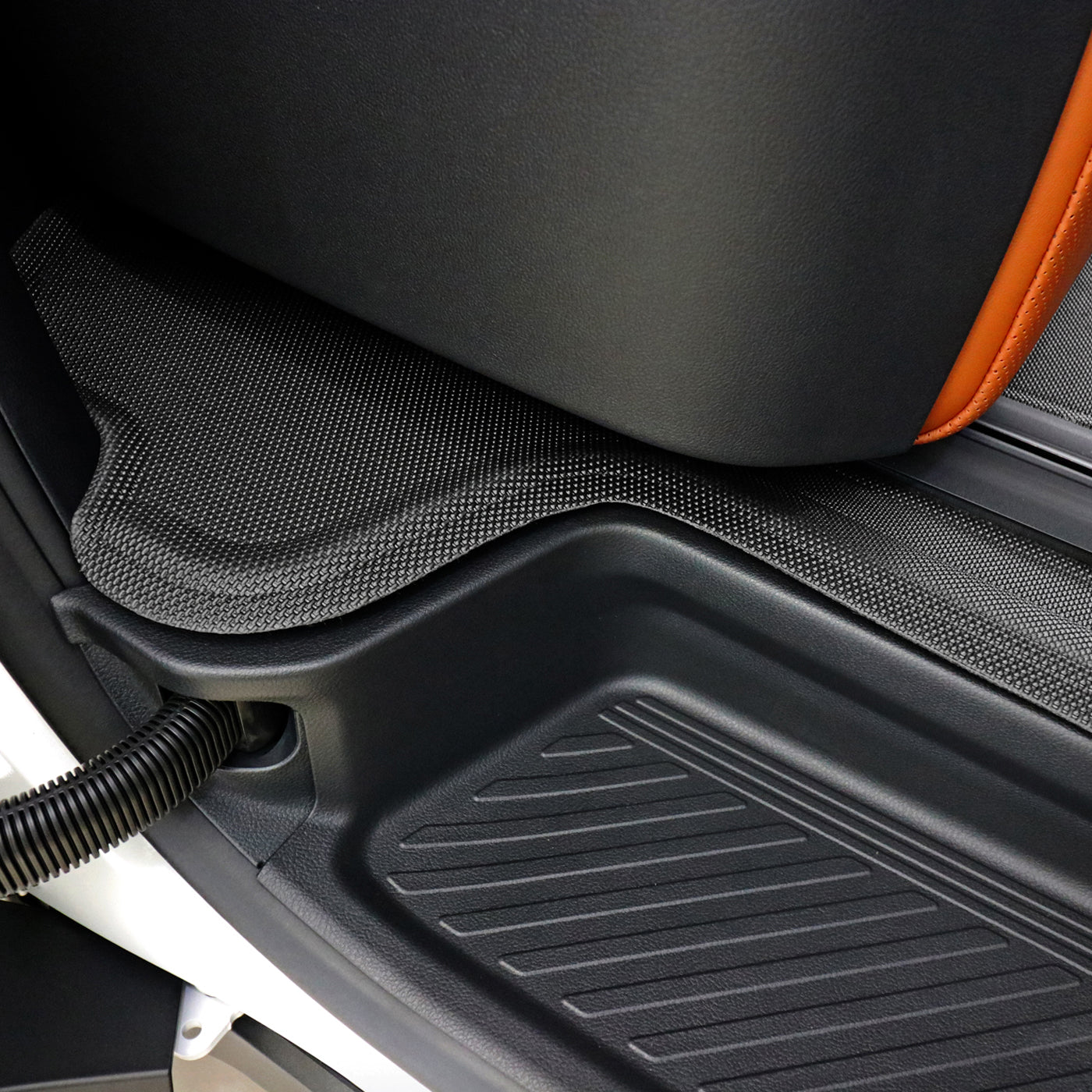 Kagu floor liners construction layers - 3D MAXpider - Revzone