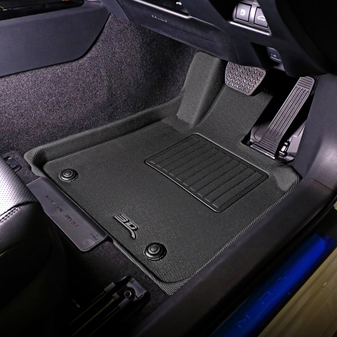 Kagu floor liners fitted in the vehicle - 3D MAXpider - Revzone