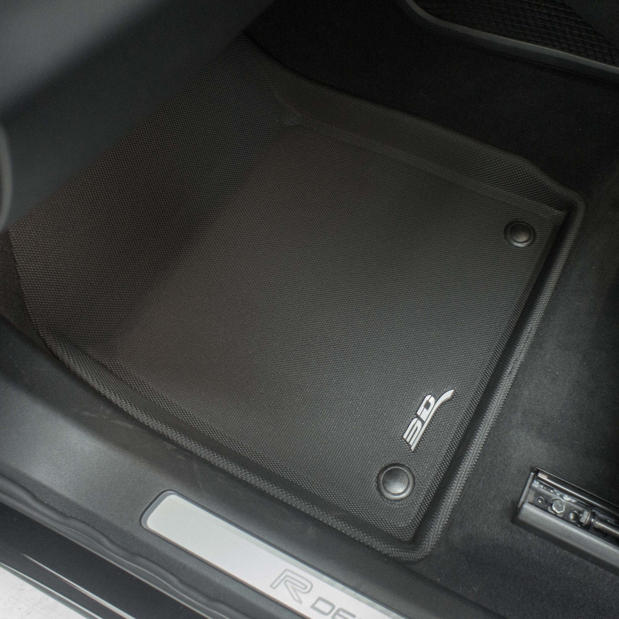 Kagu floor liners raised edge detail - 3D MAXpider - Revzone