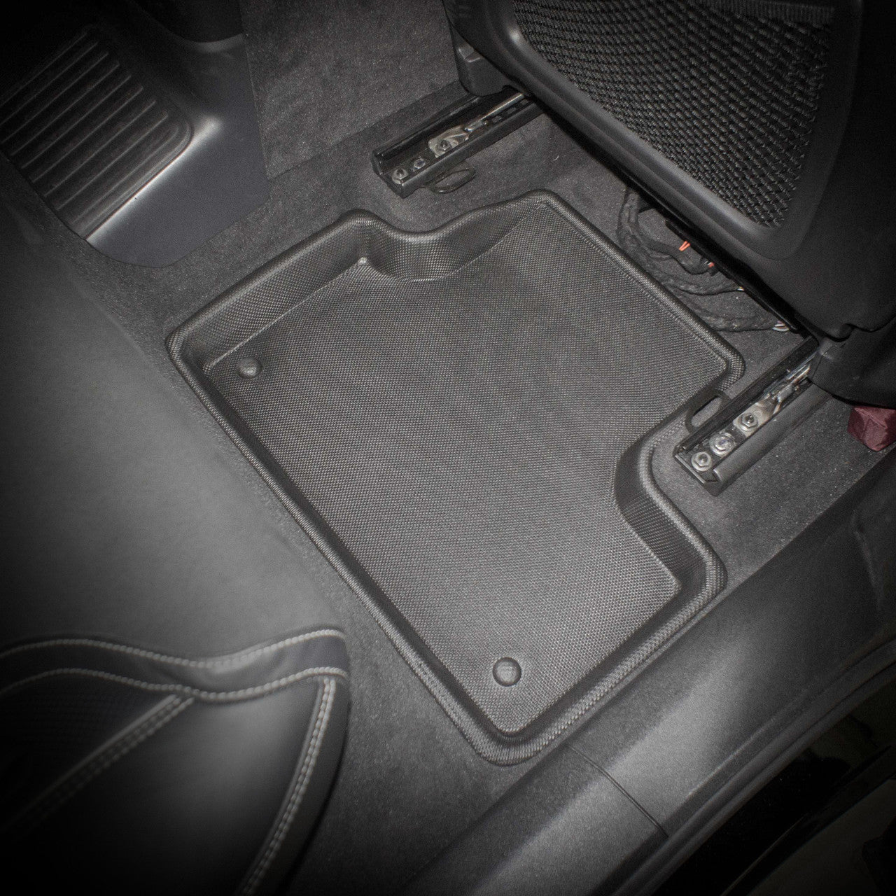 Kagu floor liners construction layers - 3D MAXpider - Revzone