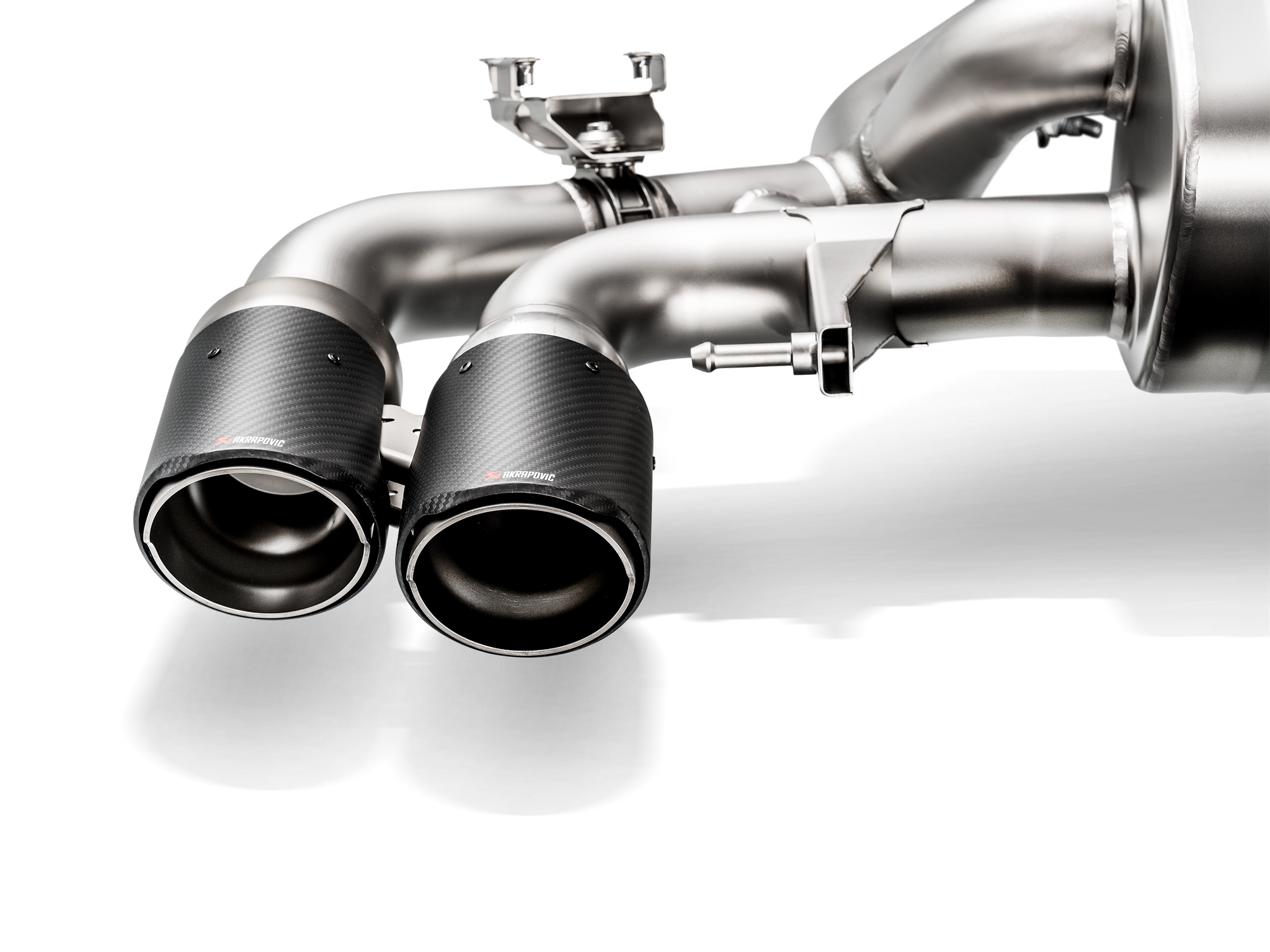 Akrapovic Tail pipe set (Carbon) - BMW M5 / M5 Competition (F90) 2023+ - TP-CT/47/RS - Revzone